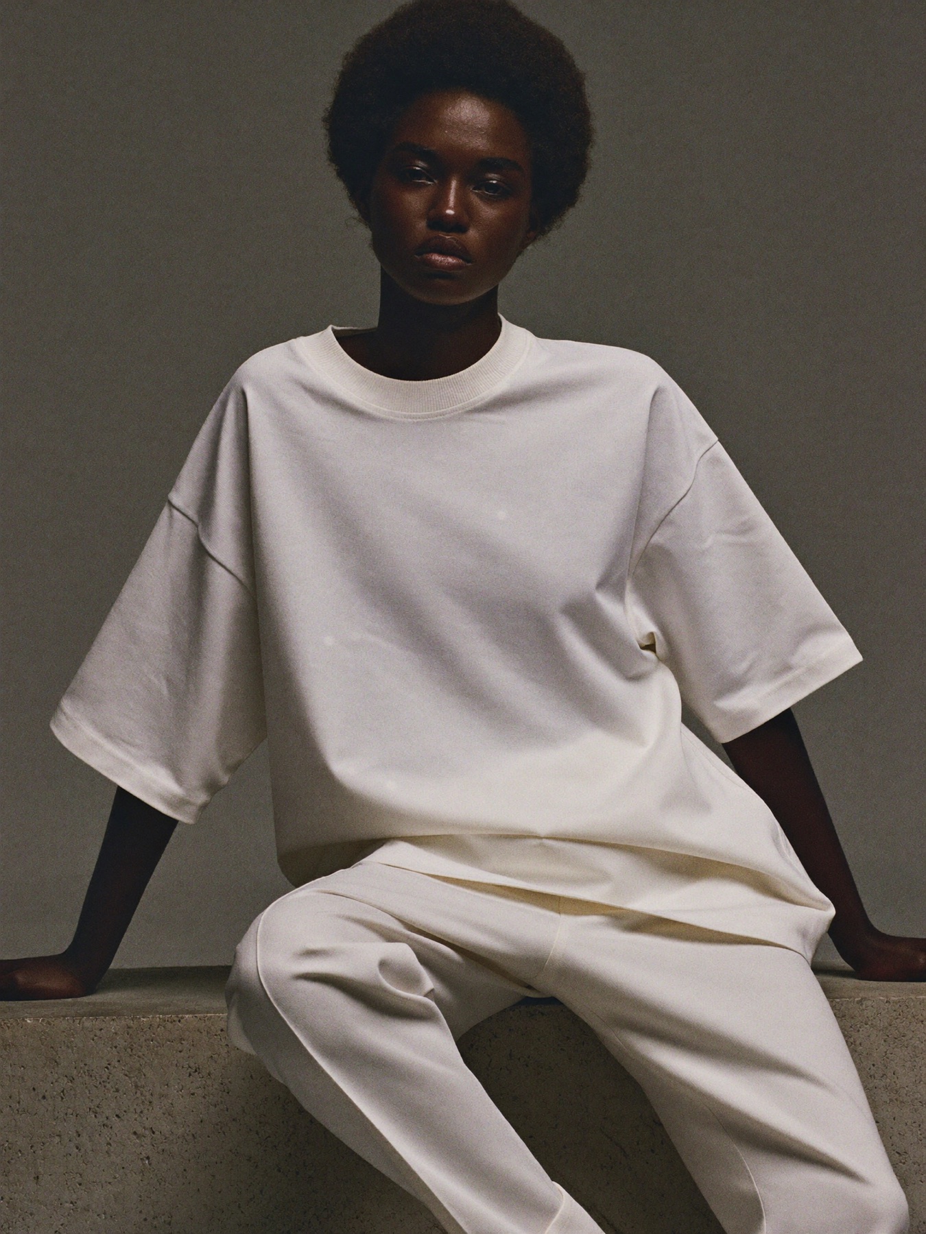 Model in the Blanc heavyweight tee